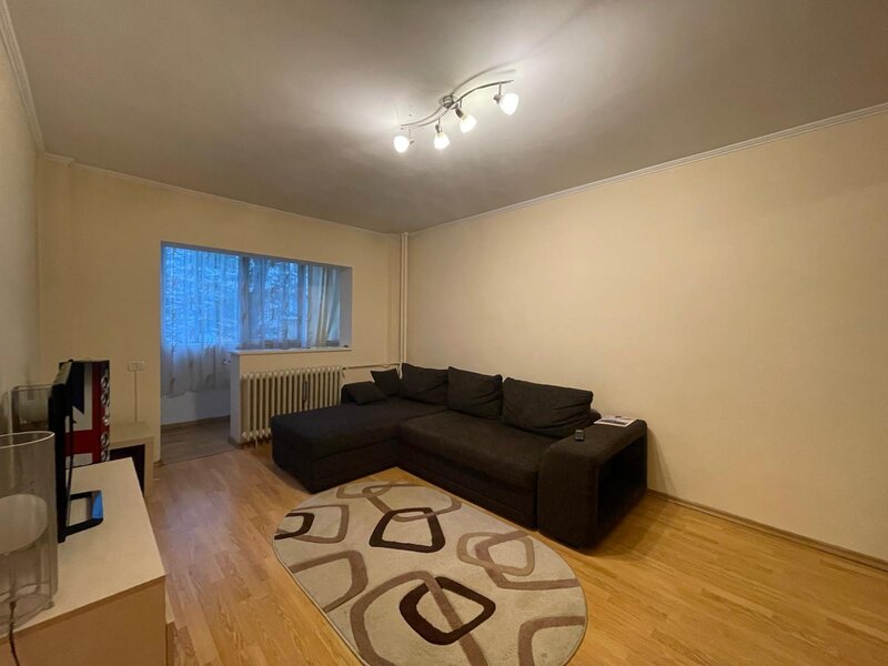 Tineretului, parc, metrou Palatul Copiilor,