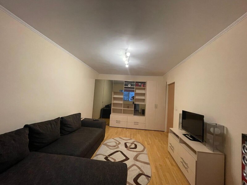 Tineretului, parc, metrou Palatul Copiilor,