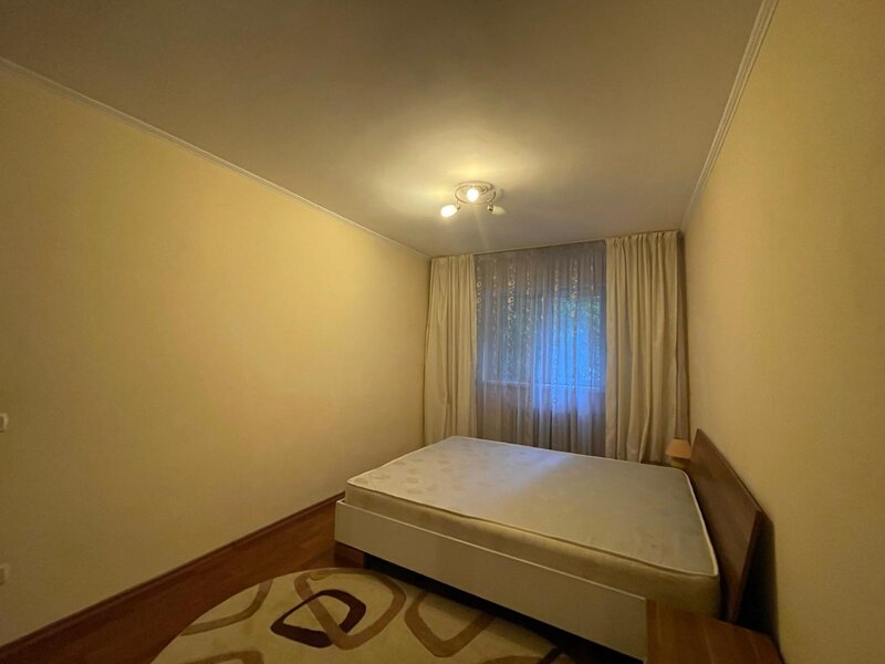 Tineretului, parc, metrou Palatul Copiilor,